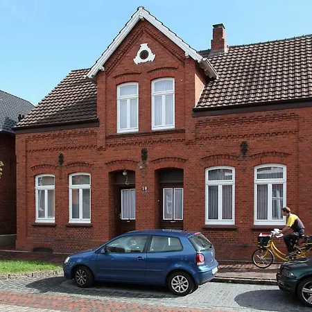 Grossstrasse 18 A アパート レーア